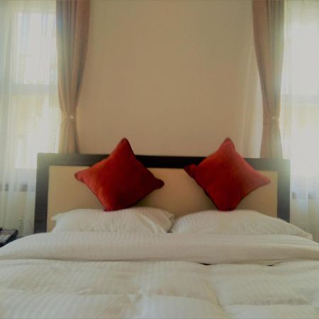 Hidden Leaf Bed & Breakfast Lalitpur Esterno foto