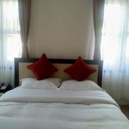 Hidden Leaf Bed & Breakfast Lalitpur Esterno foto