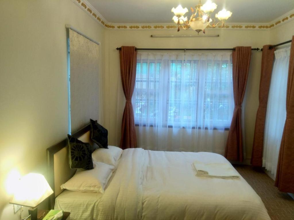Hidden Leaf Bed & Breakfast Lalitpur Esterno foto